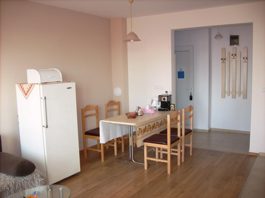 Ddenko Apartment Burgas Номер фото