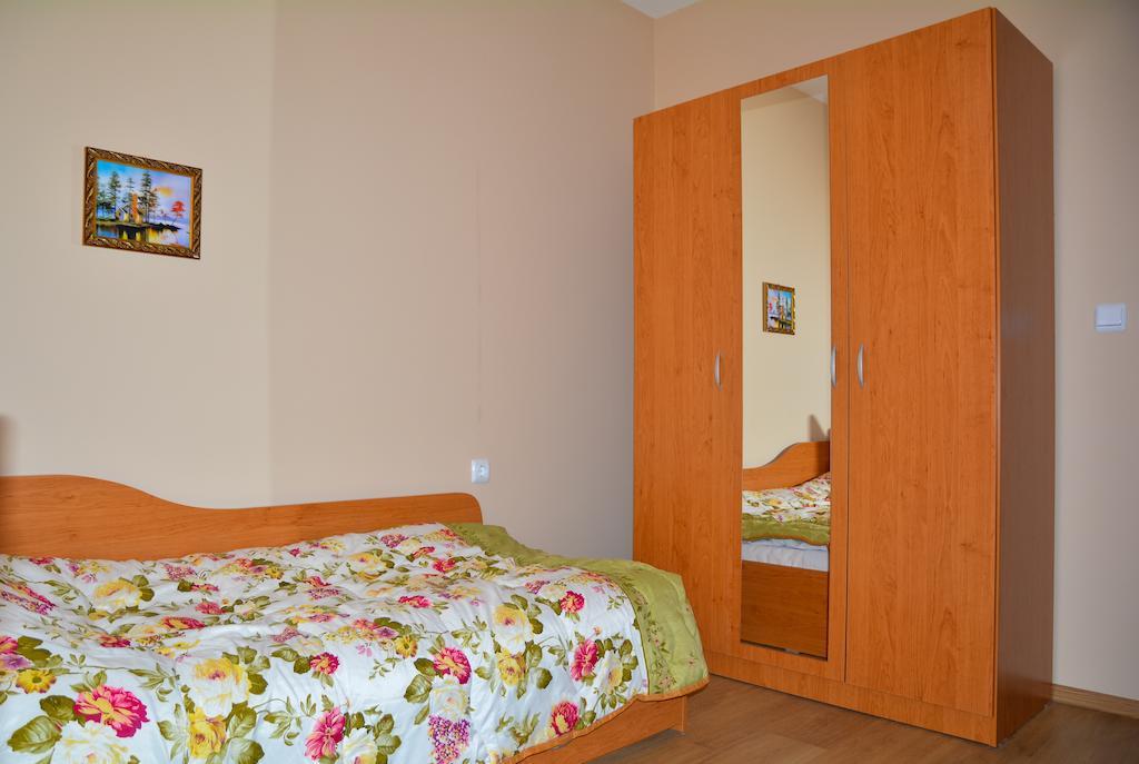 Ddenko Apartment Burgas Номер фото