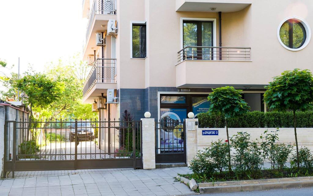 Ddenko Apartment Burgas Екстер'єр фото